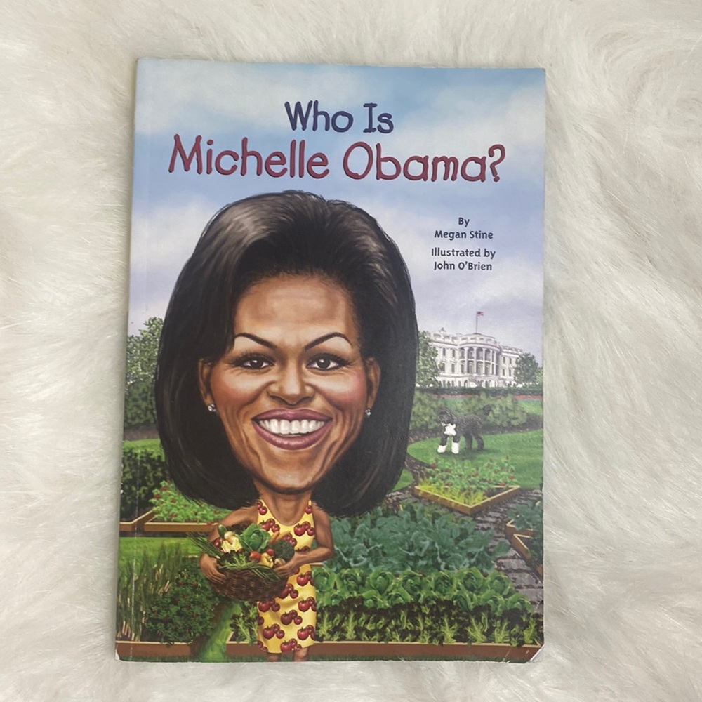 Who is Michelle Obama? Book (NWT) - Picture 1 of 2